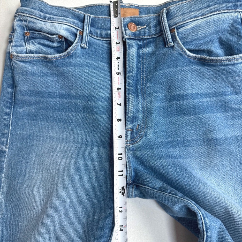 MOTHER The Weekender Jeans Layover Wash Blue Womens Size 30 - Picture 11 of 13